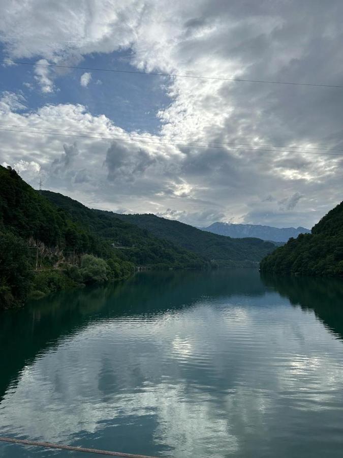 Jablanica Motel Darsalwa Jablanicko Jezero מראה חיצוני תמונה